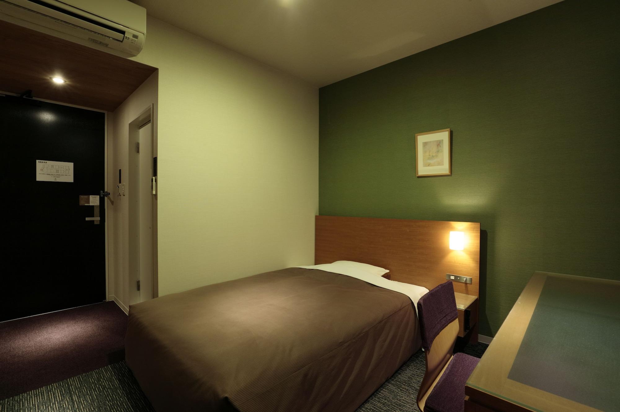 คันดิโอ้ โฮเทลส์ คาเมะยะมะ Hotel คาเมยามะ ภายนอก รูปภาพ
