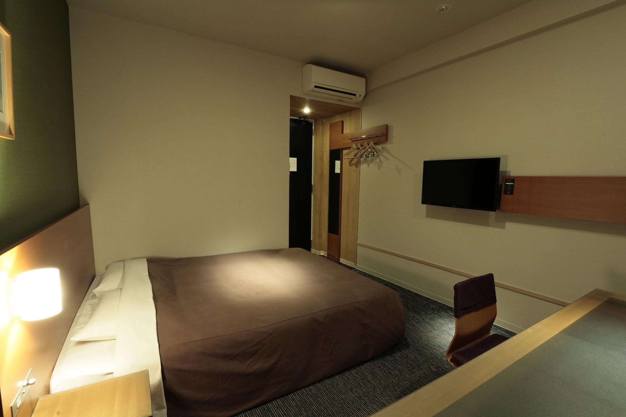 คันดิโอ้ โฮเทลส์ คาเมะยะมะ Hotel คาเมยามะ ภายนอก รูปภาพ