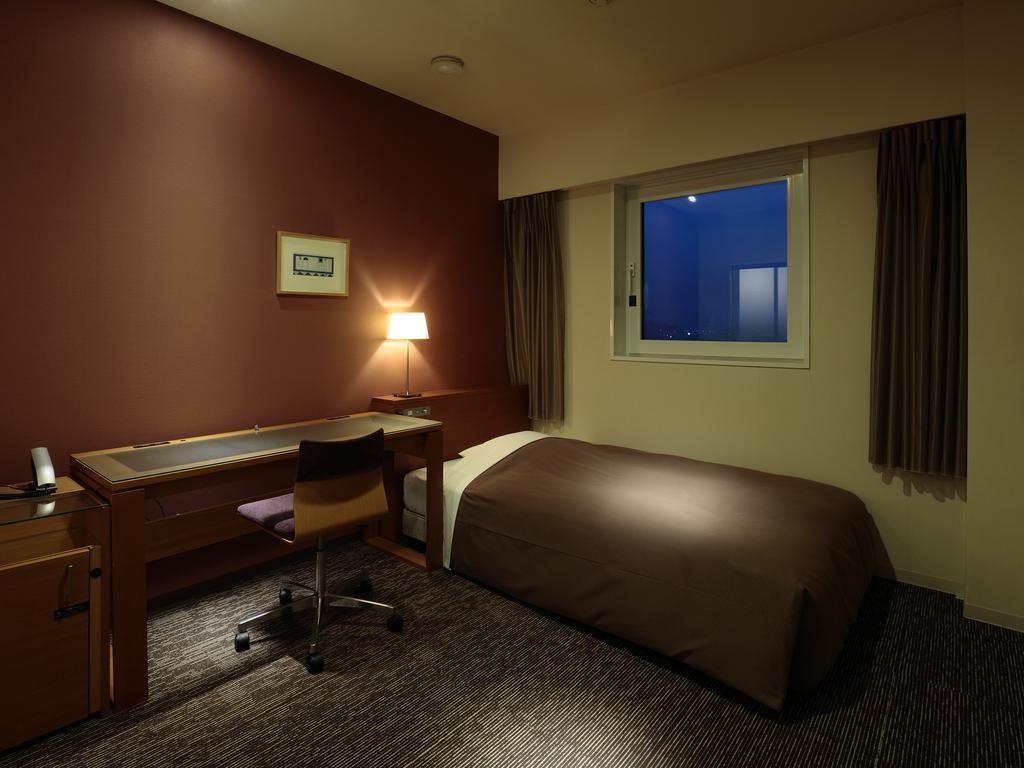 คันดิโอ้ โฮเทลส์ คาเมะยะมะ Hotel คาเมยามะ ภายนอก รูปภาพ