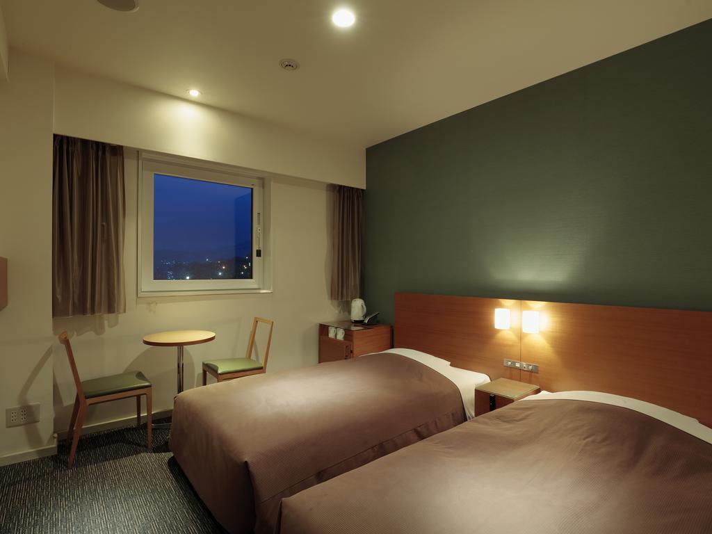 คันดิโอ้ โฮเทลส์ คาเมะยะมะ Hotel คาเมยามะ ภายนอก รูปภาพ